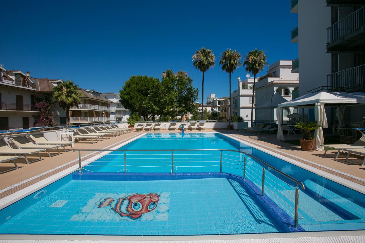 Hotel Altis